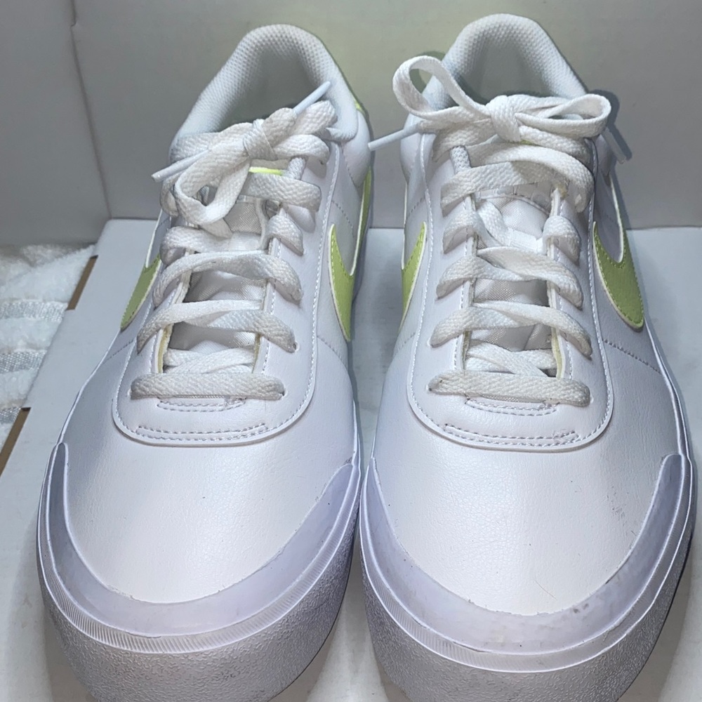 Nike White Low-Top Sneakers with Lime Accent
